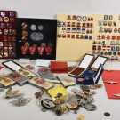 J52M48- Konvolut Orden / Abzeichen ua. DDR, NVA