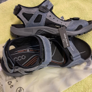 ECCO Sandalen Gr.44. Absolut Neu.